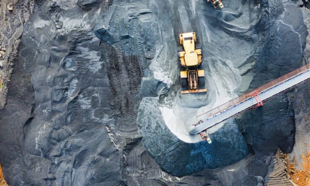 Can Zimbabwe Turn ‘White Gold’ Into Real Wealth?