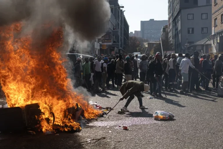 No Payback for Abandoned Assets: South Africa tells evacuated Nigerians to sell on open market