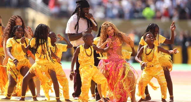 Burna Boy, Shakira headline FIFA’s first World Cup final halftime show
